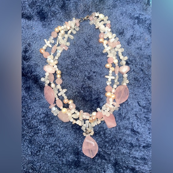 Pink Rose Quartz and Pearls Gemstone Necklace - Picture 1 of 8